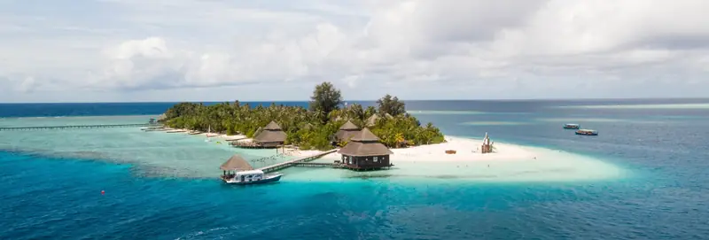 Adaaran Club Rannalhi — aerial view (photo 1 of 8)