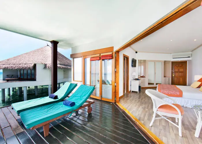 Adaaran Club Rannalhi — villa interior (photo 5 of 8)
