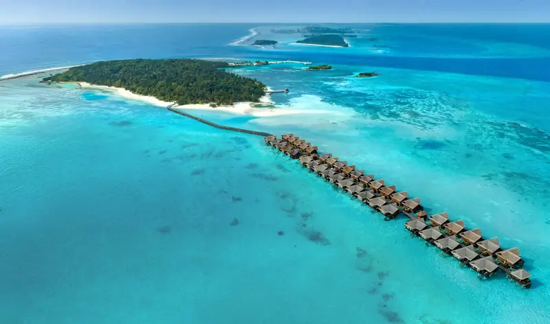 Adaaran Select Hudhuranfushi — vilas sobre a água (foto 2 de 8)