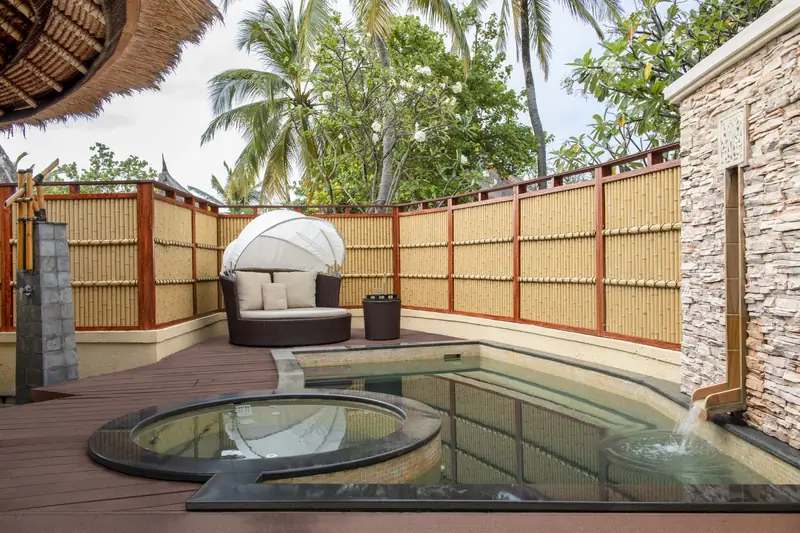 Banyan Tree Vabbinfaru – Villa (Foto 2 von 8)