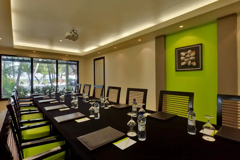 Dhawa Ihuru — dining (photo 4 of 7)