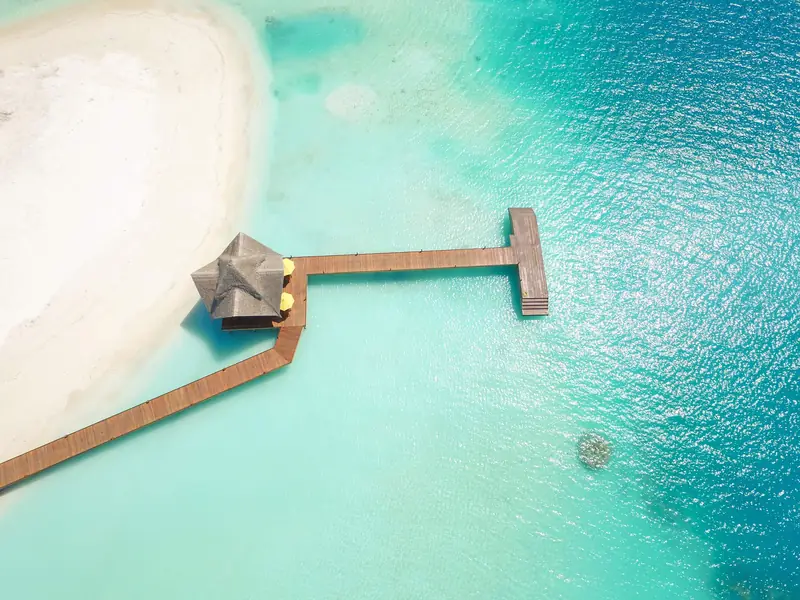 Dhigufaru Island Resort — jetty (photo 8 of 8)