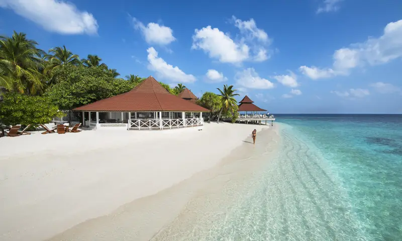 Diamonds Thudufushi Beach & Water Villas — praia (foto 3 de 8)