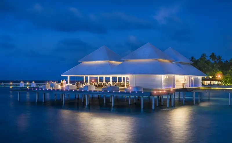 Diamonds Thudufushi Beach & Water Villas — pôr do sol (foto 8 de 8)