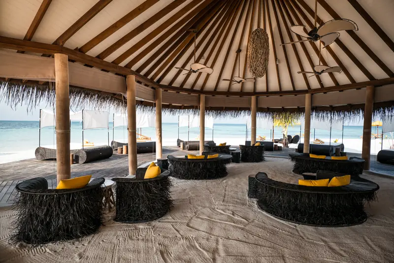 Drift Thelu Veliga Retreat – Restaurant (Foto 5 von 8)