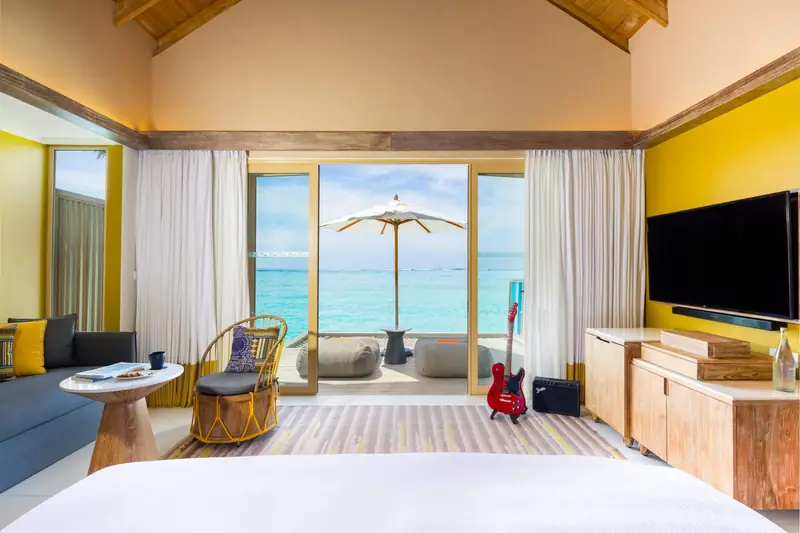 Hard Rock Hotel Maldives – Villa-Interieur (Foto 3 von 8)
