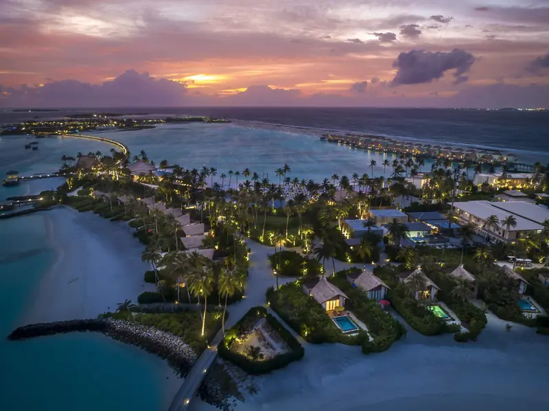 Hard Rock Hotel Maldives – Sonnenuntergang (Foto 7 von 8)
