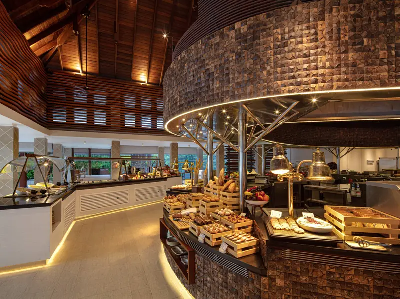 Heritance Aarah – Restaurant (Foto 6 von 8)