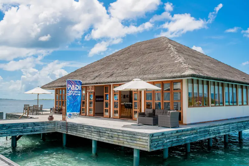 Kudafushi Resort & Spa — overwater villas (photo 3 of 8)