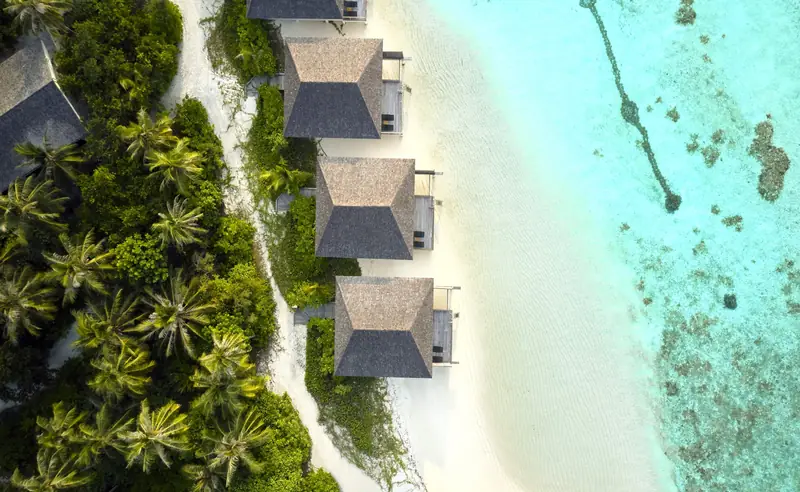 Le Méridien Maldives Resort and Spa — vue aérienne (photo 8 sur 8)
