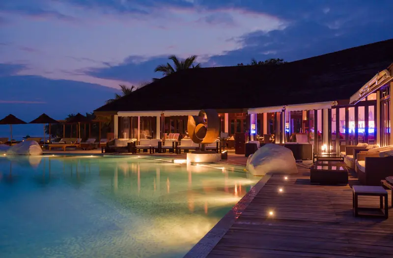 Lily Beach Resort — restaurant (photo 6 sur 8)