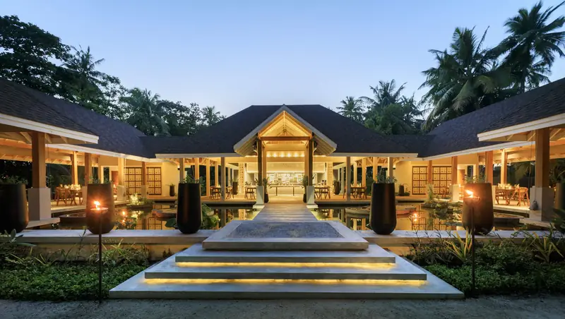 Niva Dhigali Maldives — ресторан (фото 6 из 8)