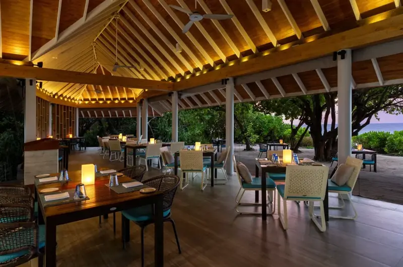 Niva Dhigali Maldives — ресторан (фото 8 из 8)