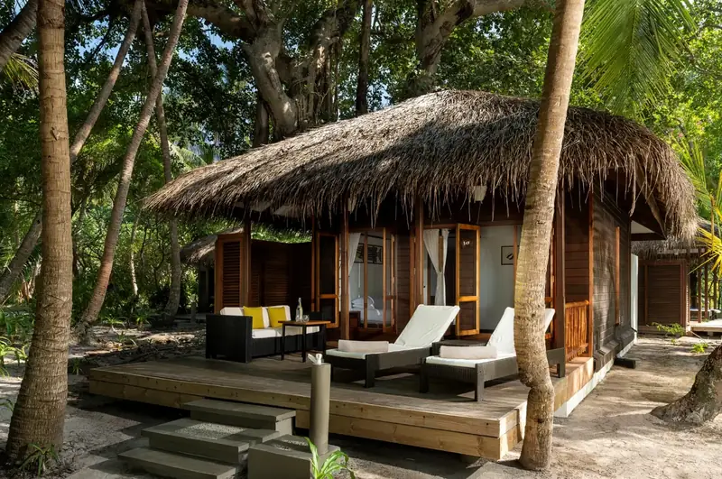 Niva Kuramathi Maldives – Villa (Foto 2 von 8)