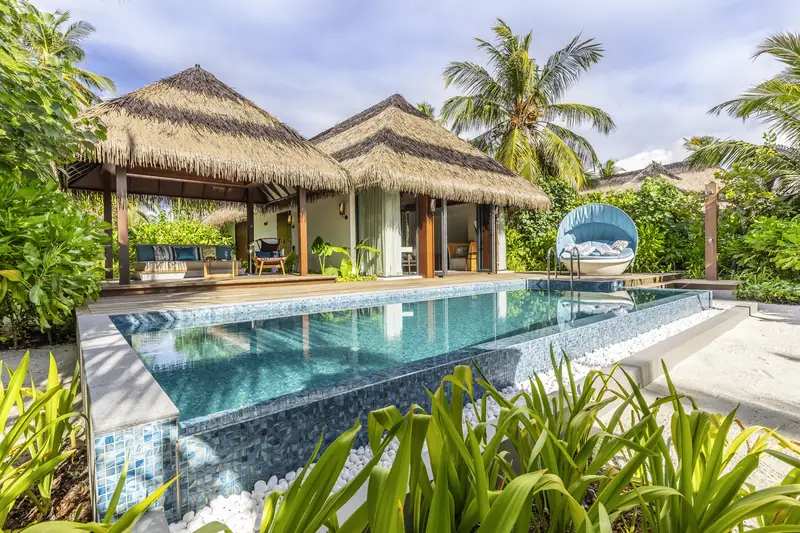 Pullman Maldives Maamutaa – Pool, Gaafu-Alifu-Atoll, Malediven
