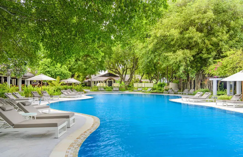 Sheraton Maldives Full Moon Resort & Spa — бассейн (фото 3 из 8)
