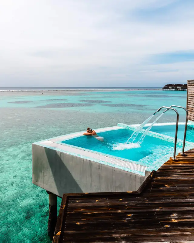 Sun Siyam Olhuveli Maldives — 泳池(第 6 张,共 8 张)