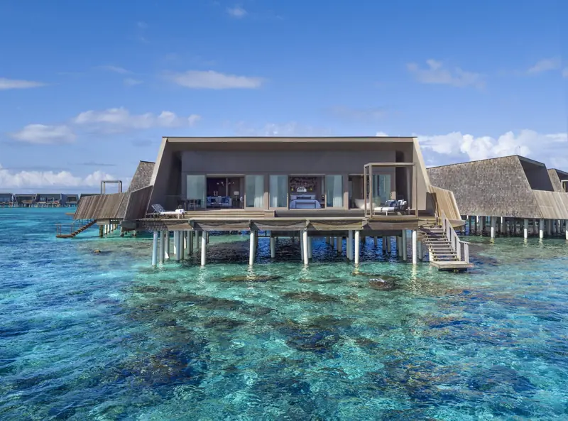 The St. Regis Vommuli Resort, Maldives — 水上别墅(第 2 张,共 8 张)