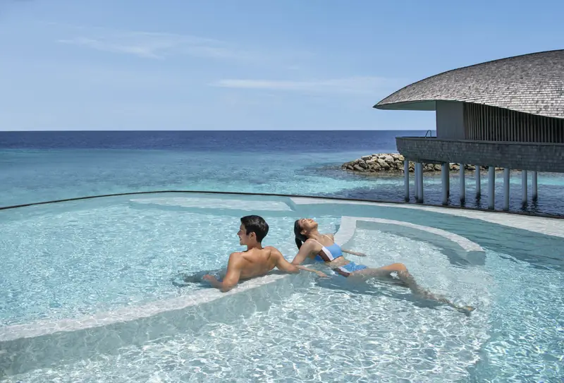 The St. Regis Vommuli Resort, Maldives — 泳池(第 6 张,共 8 张)