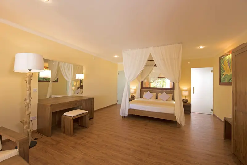 Thulhagiri Island Resort & Spa — 别墅内景(第 3 张,共 8 张)